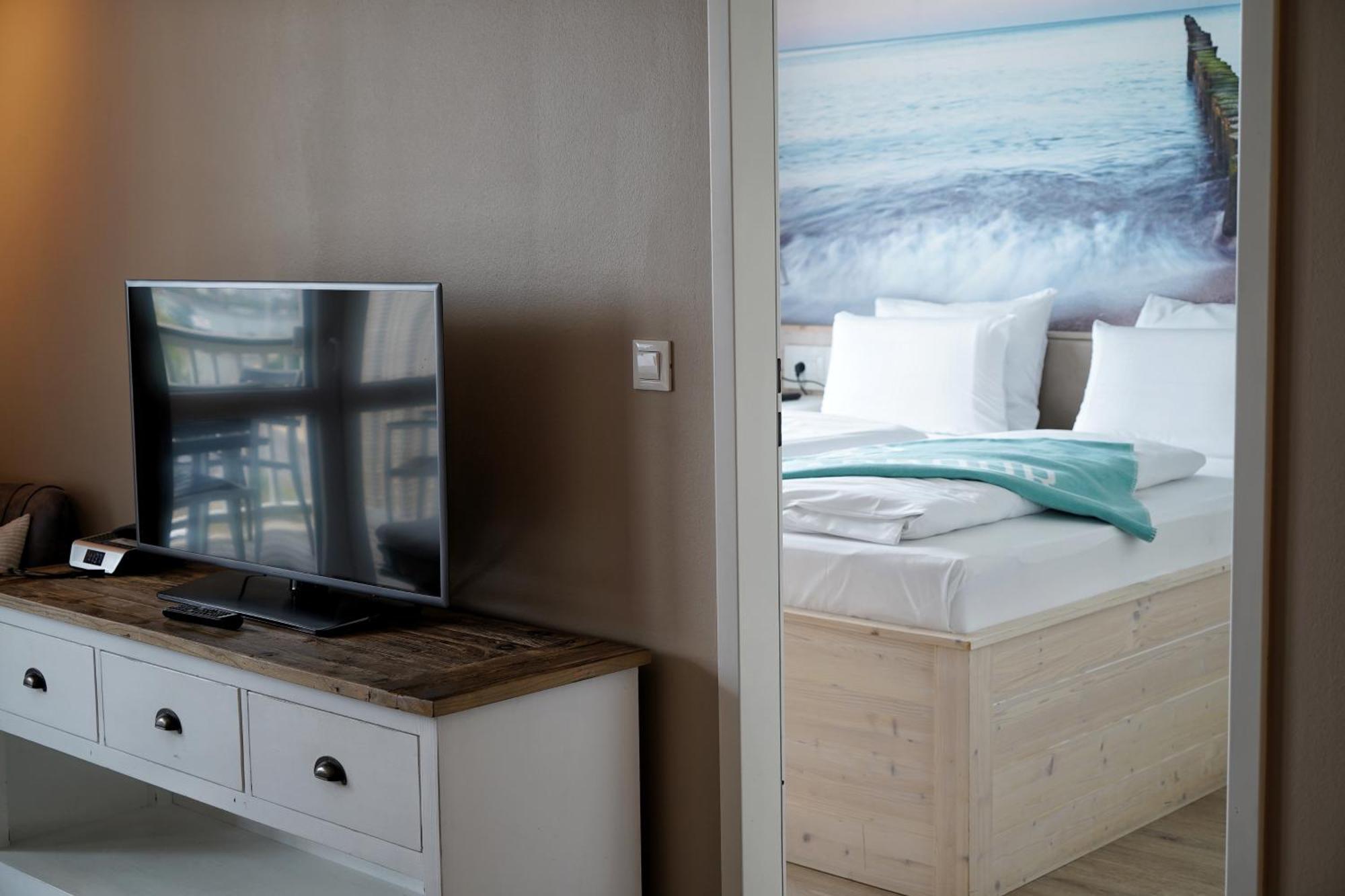 Beach Apartments Хайлигенхафен Екстериор снимка